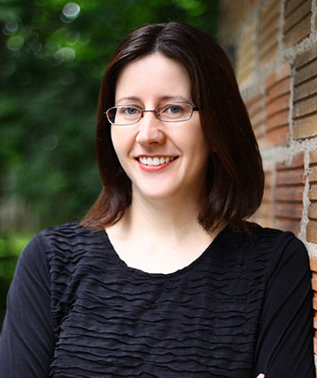 KaO board member Liz Schultz