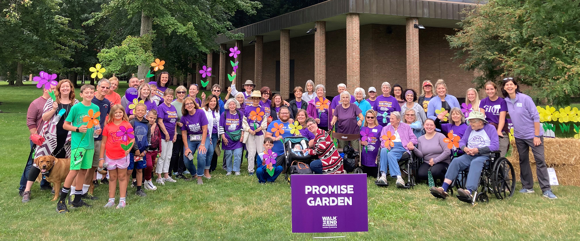 group - Kendal at Lorain County Walk to End Alzheimers 2023